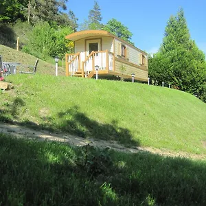  Camping La Roulotte Des Bords De L'ance